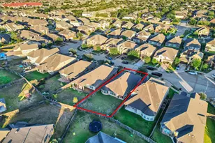 11119 Mineral Island Ln, Richmond, TX 77406 - Photo 5