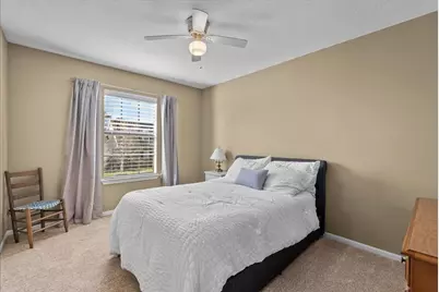 826 Prairie Brook Court, Houston, TX 77062 - Photo 31