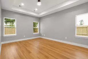 8403 Caddo Rd St, Houston, TX 77078 - Photo 17