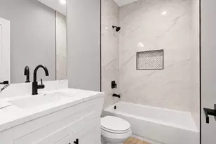 8403 Caddo Rd St, Houston, TX 77078 - Photo 13