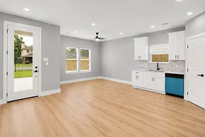 8403 Caddo Rd Street, Houston, TX 77078 - Photo 5