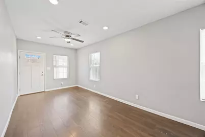 3810 Rawley Street, Houston, TX 77020 - Photo 9