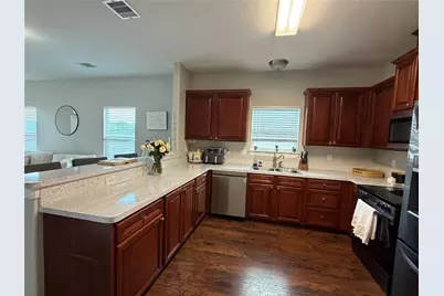 1130 10th Street, Dickinson, TX 77539 - Photo 9