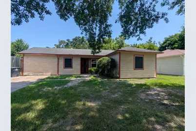9129 Oak Knoll Lane, Houston, TX 77078 - Photo 1