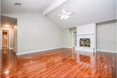 13819 Ivymount Drive, Sugar Land, TX 77498 - Photo 9