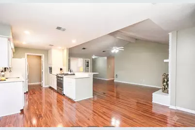 13819 Ivymount Drive, Sugar Land, TX 77498 - Photo 13