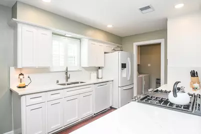 13819 Ivymount Drive, Sugar Land, TX 77498 - Photo 9