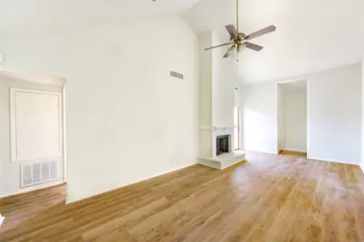 6401 Deihl Road #505, Houston, TX 77092 - Photo 11