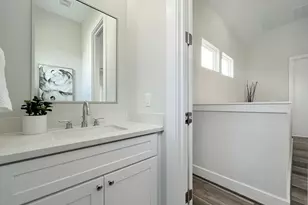 8318 Curry Rd, Houston, TX 77093 - Photo 19