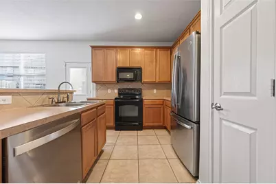 31 Wickerdale Place, The Woodlands, TX 77382 - Photo 9