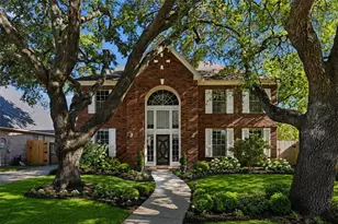 4712 Broadmoor Dr, League City, TX 77573 - Photo 1
