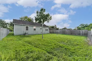 3421 Hardie St, Houston, TX 77026 - Photo 25