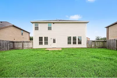 13211 Barrington Oaks Circle, Houston, TX 77044 - Photo 23