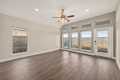 2702 Primrose Bloom Lane, Richmond, TX 77406 - Photo 11