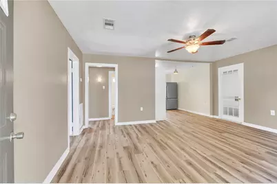 322 N Logan Street, Texas City, TX 77590 - Photo 11