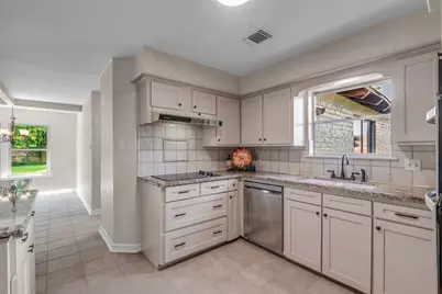 6415 Bayonne Drive, Spring, TX 77389 - Photo 13