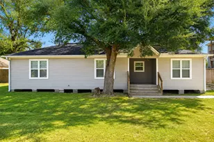 202 Wahl St, Crosby, TX 77532 - Photo 1