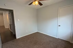 306 Flora Vista Dr, Houston, TX 77598 - Photo 13
