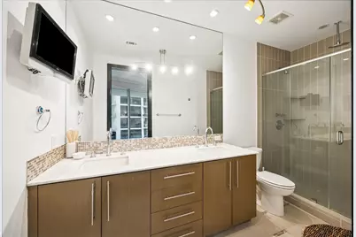 1600 Post Oak Boulevard #1007, Houston, TX 77056 - Photo 11