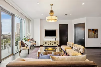 1600 Post Oak Boulevard #1007, Houston, TX 77056 - Photo 3