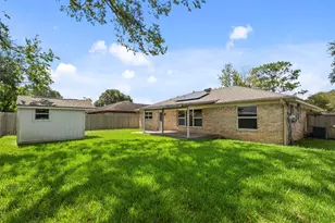 310 Windward Dr, League City, TX 77573 - Photo 21