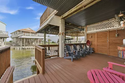 223 Kona Drive, Tiki Island, TX 77554 - Photo 31