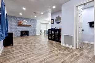 7531 Antoine Dr, Houston, TX 77088 - Photo 3