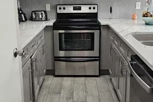 6171 Dryad Dr, Houston, TX 77035 - Photo 9