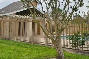 6171 Dryad Dr, Houston, TX 77035 - Photo 43