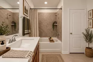 714 Allana Ln, Alvin, TX 77511 - Photo 5