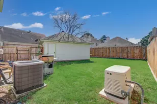 6807 Hollow Hearth Dr, Houston, TX 77084 - Photo 31