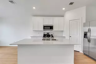 9011 Serene Haven Ln, Iowa Colony, TX 77583 - Photo 21