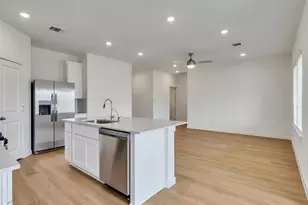 9011 Serene Haven Ln, Iowa Colony, TX 77583 - Photo 19
