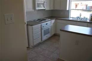 7007 Brookfir Ln, Houston, TX 77040 - Photo 9