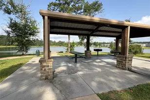 398 Shoreview Dr, Conroe, TX 77303 - Photo 27