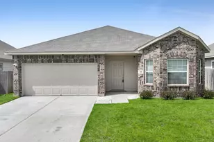 398 Shoreview Dr, Conroe, TX 77303 - Photo 1