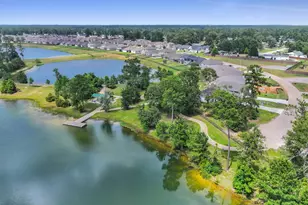 398 Shoreview Dr, Conroe, TX 77303 - Photo 31