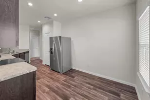 398 Shoreview Dr, Conroe, TX 77303 - Photo 13