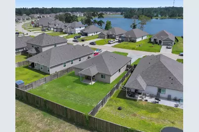 398 Shoreview Drive, Conroe, TX 77303 - Photo 33