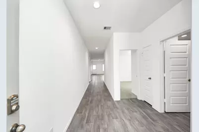 2007 Woodlark Way, Sealy, TX 77474 - Photo 3