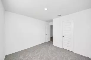 2007 Woodlark Way, Sealy, TX 77474 - Photo 5