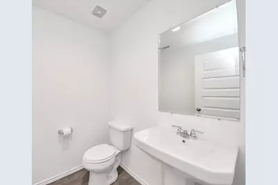 2007 Woodlark Way, Sealy, TX 77474 - Photo 9