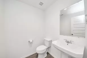 2007 Woodlark Way, Sealy, TX 77474 - Photo 9