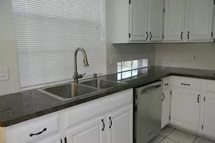 2322 Edgewood Dr, Missouri City, TX 77459 - Photo 9