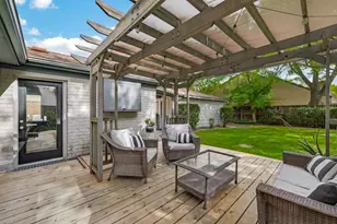 1639 Fall Valley Dr, Houston, TX 77077 - Photo 39