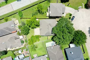 8510 Nashwood Ct, Houston, TX 77040 - Photo 43