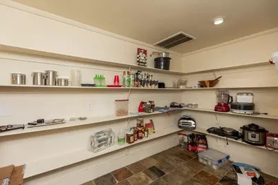1280 Cherokee Lane, Beaumont, TX 77702 - Photo 23