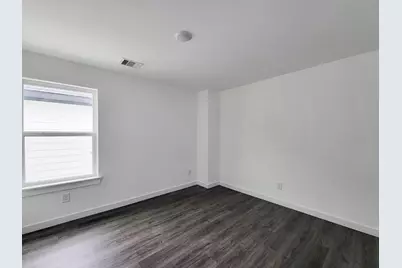 8122 Sterling Shire Street #B, Houston, TX 77078 - Photo 15