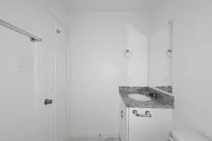 8122 Sterlingshire St, Houston, TX 77078 - Photo 19