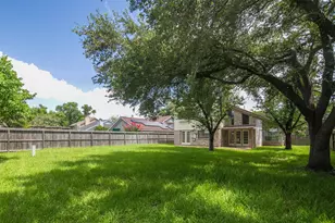 2206 Greencove Ln, Sugar Land, TX 77479 - Photo 27
